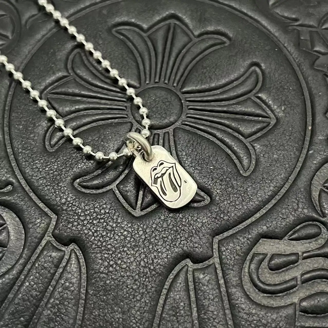 

S925 sterling silver jewelry punk hip hop military brand tongue small tag necklace retro cross-border sweater chain