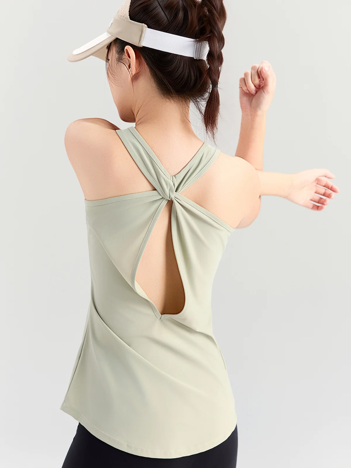 Atmungsaktives, leichtes, sexy, ausgehöhltes Pilates-Fitnes-Kleidungs-Tanktop für Damen, Nylon-Spandex, Feuchtigkeit, Frühling 2025,