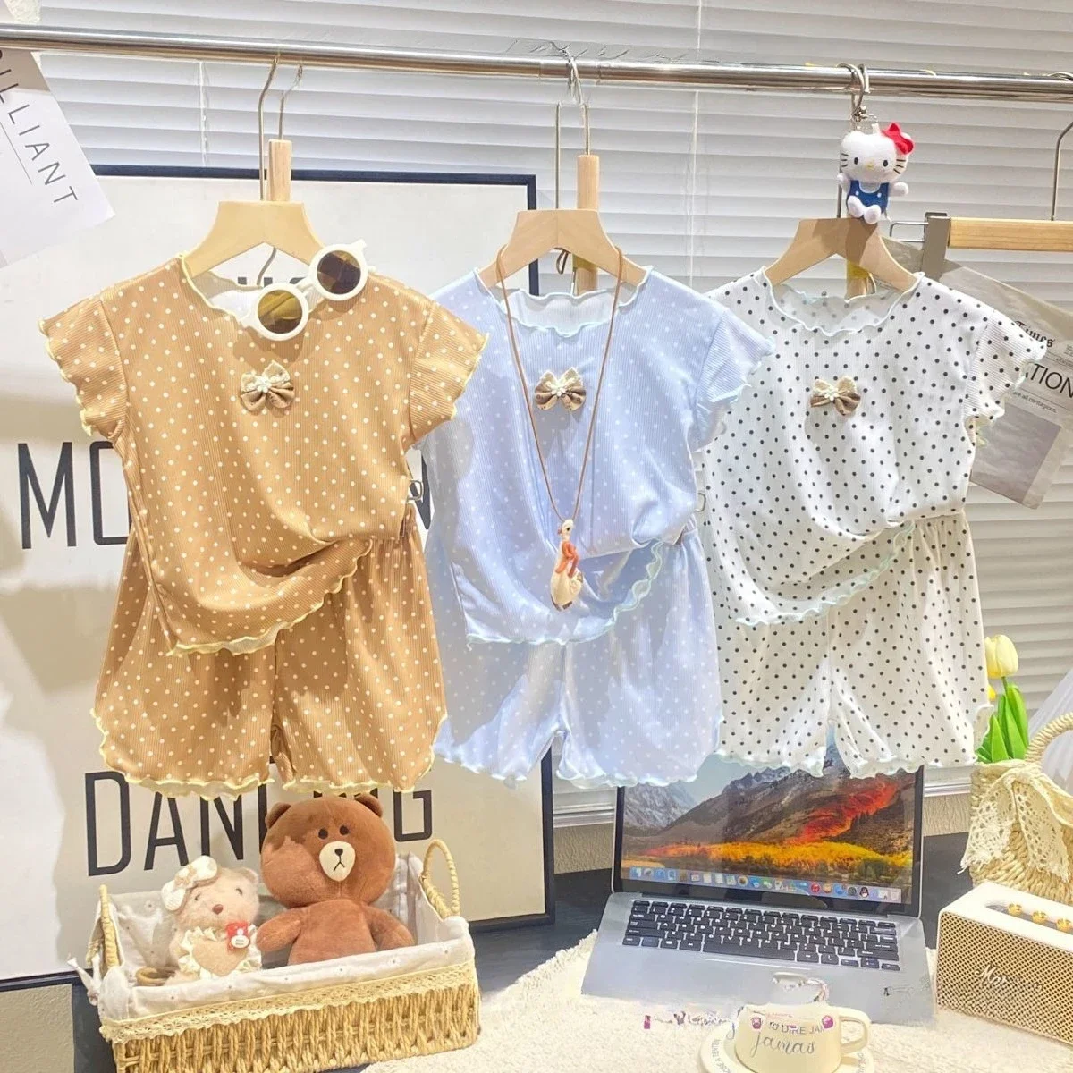 Polka Dot Sleepwear Set for Girls Soft Short Sleeve Pajamas Summer Loungewear Home Outfit
