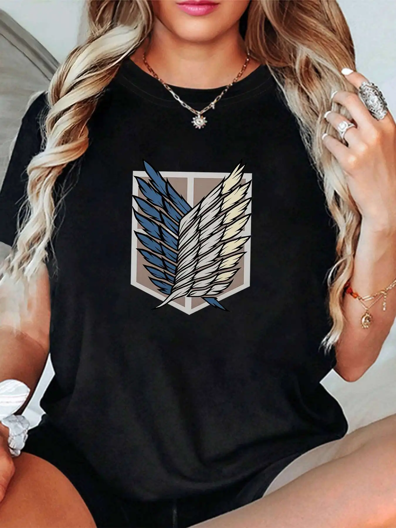 

【1146716】Женская футболка больших размеров с круглым вырезом, короткими рукавами, эластичными рукавами-полурукавами и модными принтами.