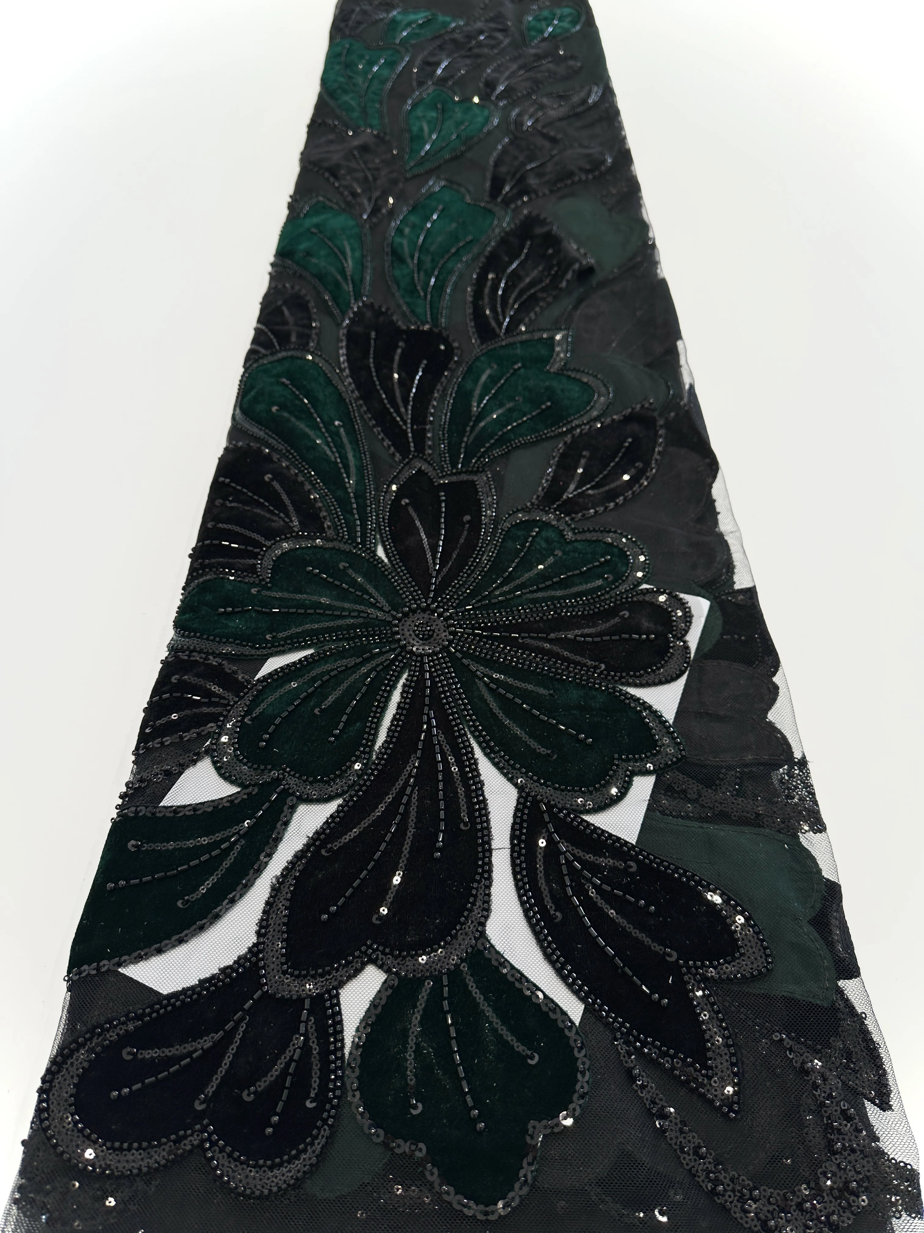 Elegant African Velvet Lace Fabric Sequins Beaded Embroidery Groom Nigerian High Quality French Tulle Lace Fabric For Sewing