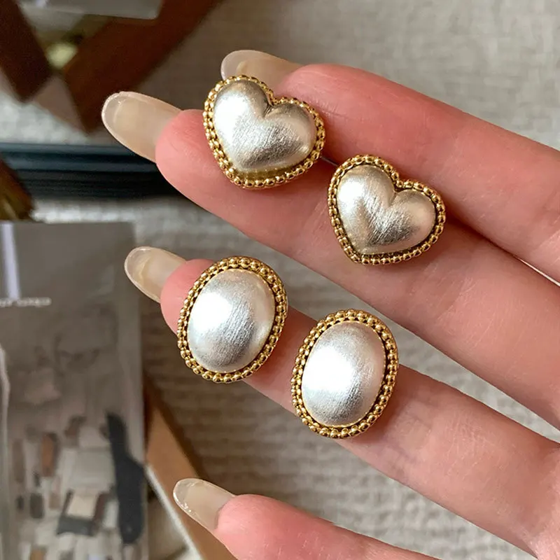 Retro Brushed Heart…