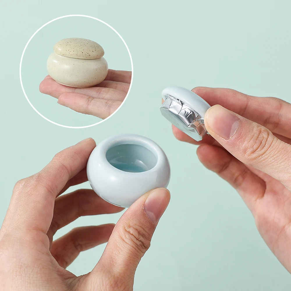 10 pz 5 ml Serbatoio di Stoccaggio Barattolo Cosmetico In Ceramica Scatole Crema Per Il Viso Contenitori Per Tè Con Coperchio Vuoto per Cosmetici FAI DA TE Barattolo di Ceramica Blush
