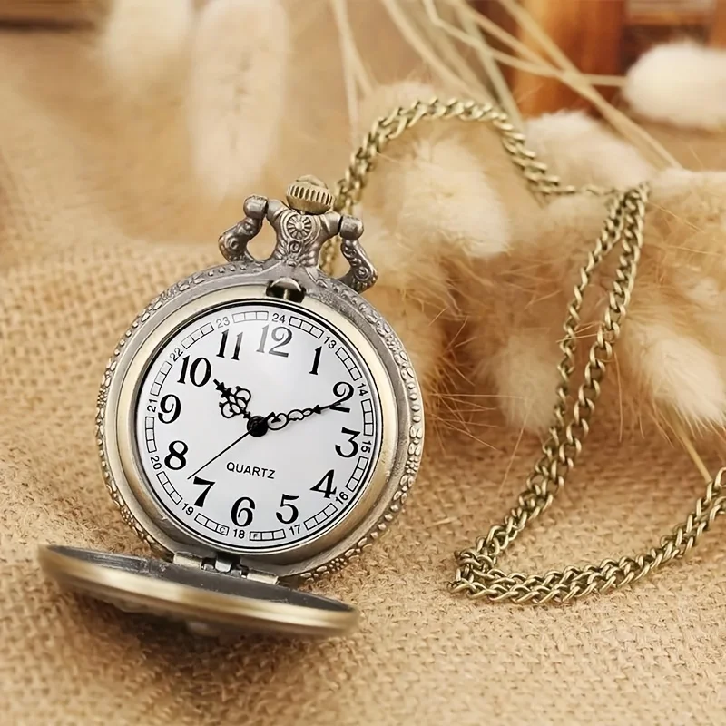 Retro 3D Pattern Pocket Watch Bronze Quartz Pocket Watch with Intricate Steam Train Design Alloy Case Fob Watch Necklace Pendant