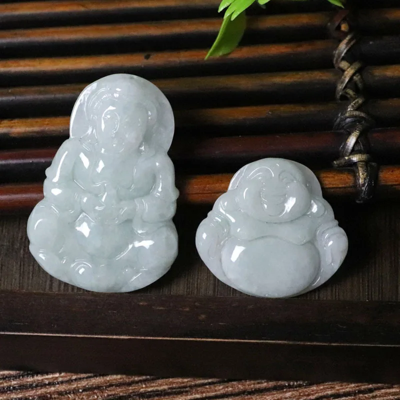 Large Pendant, Natural Light Green Jadeite Guanyin Buddha, 39 Yuan, suitable for street stalls