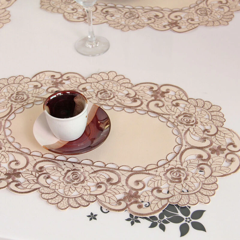 High Quality High quality Tablecloth Placemats Reusable Satin Fabric Special Event Table Cloth Washable Lace White