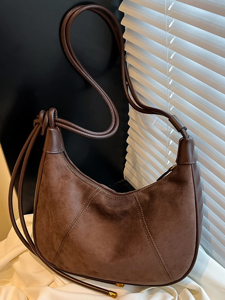 

Женская сумка из искусственной замши, осенне-зимняя новая коричневая винтажная сумка на одно плечо на молнии в форме полумесяца, сумка через плечо