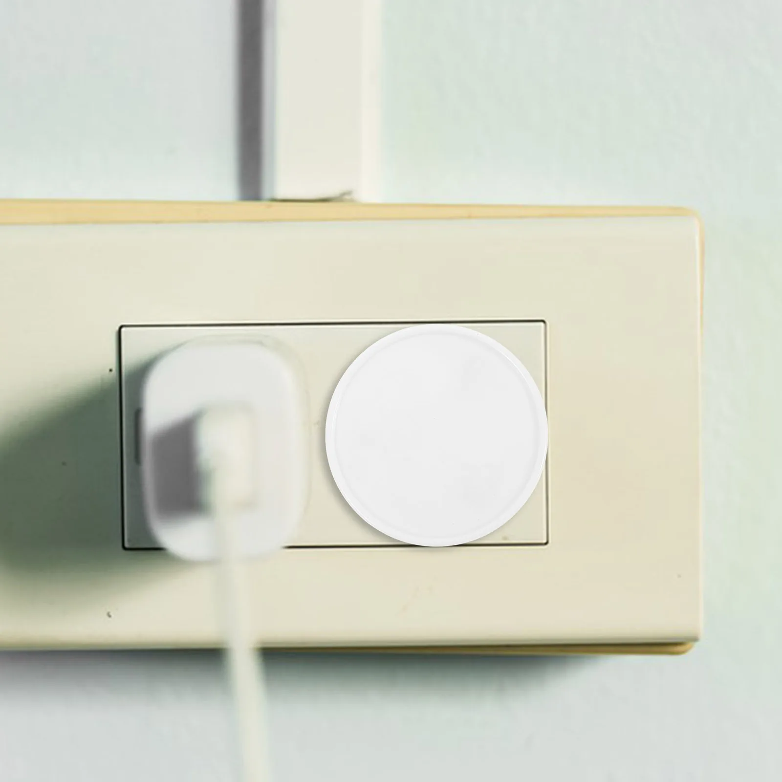 

20Pcs Baby Proof Socket Protector Outlet Covers Child Safety Electrical Plug Cover Shock Prevention Easy Remove