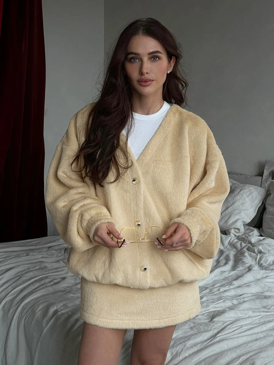 

Wolfeel Women's Plush V-neck Knit Cardigan Short Skirt Set New Autumn Winter Sweater Jacket Short Skirt Set