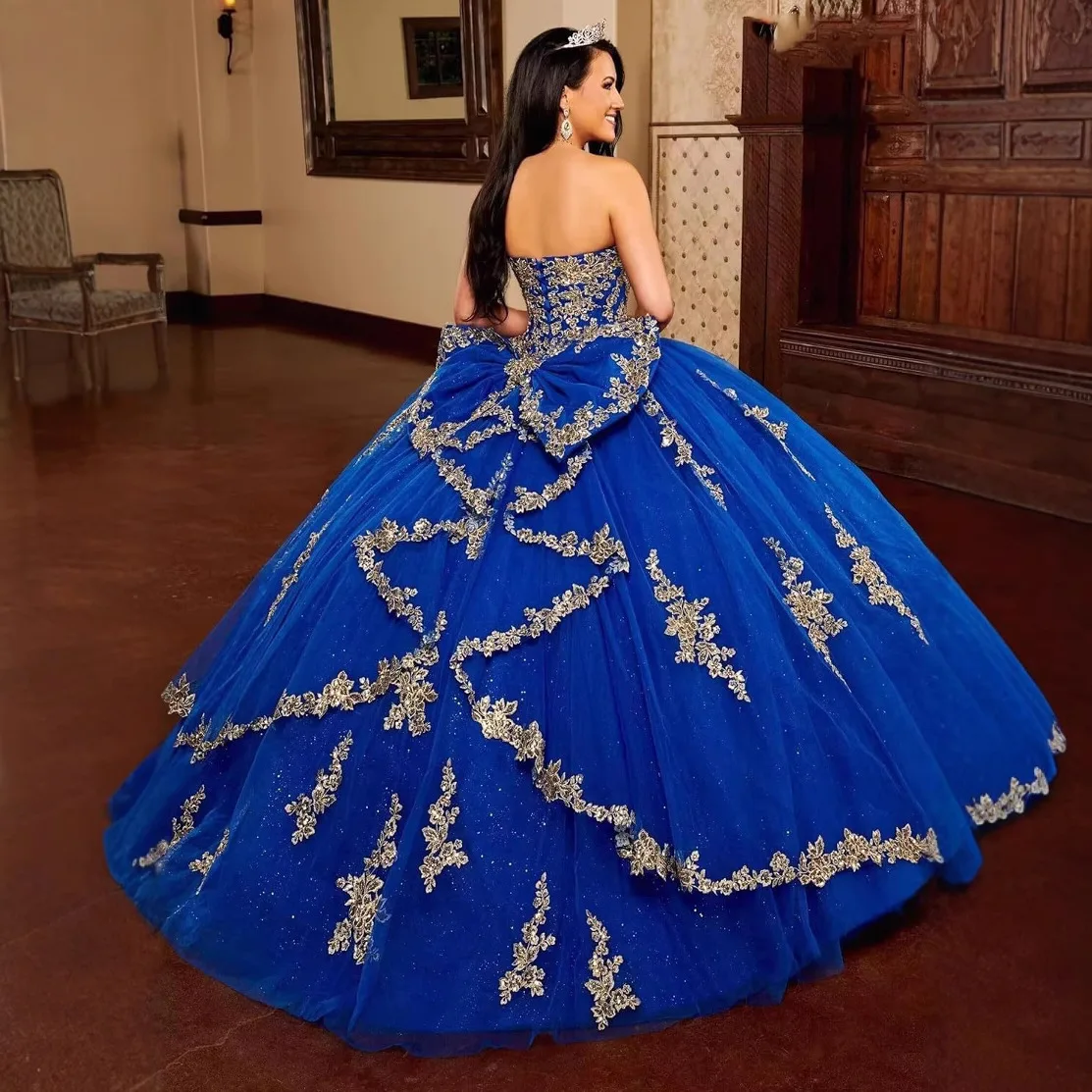 Luxury Sleeveless Gold Embroidery Ball Gown Women Party Evening Dress Quinceanera Prom Gown For Stage Show Wedding Formal Events