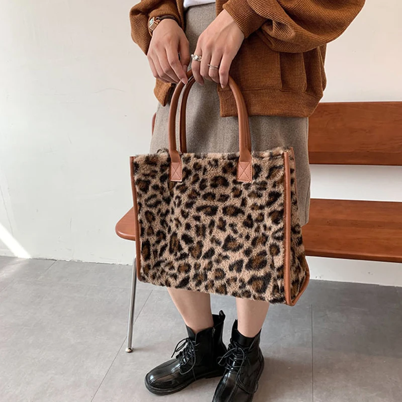 Frauen Weiche Plüsch Handtasche Neue Winter Leopard Kuh Druck Tragetaschen Weibliche Pu Leder Unterarm Taschen Pelzigen Flauschigen Schulter Tasche – Detail 4