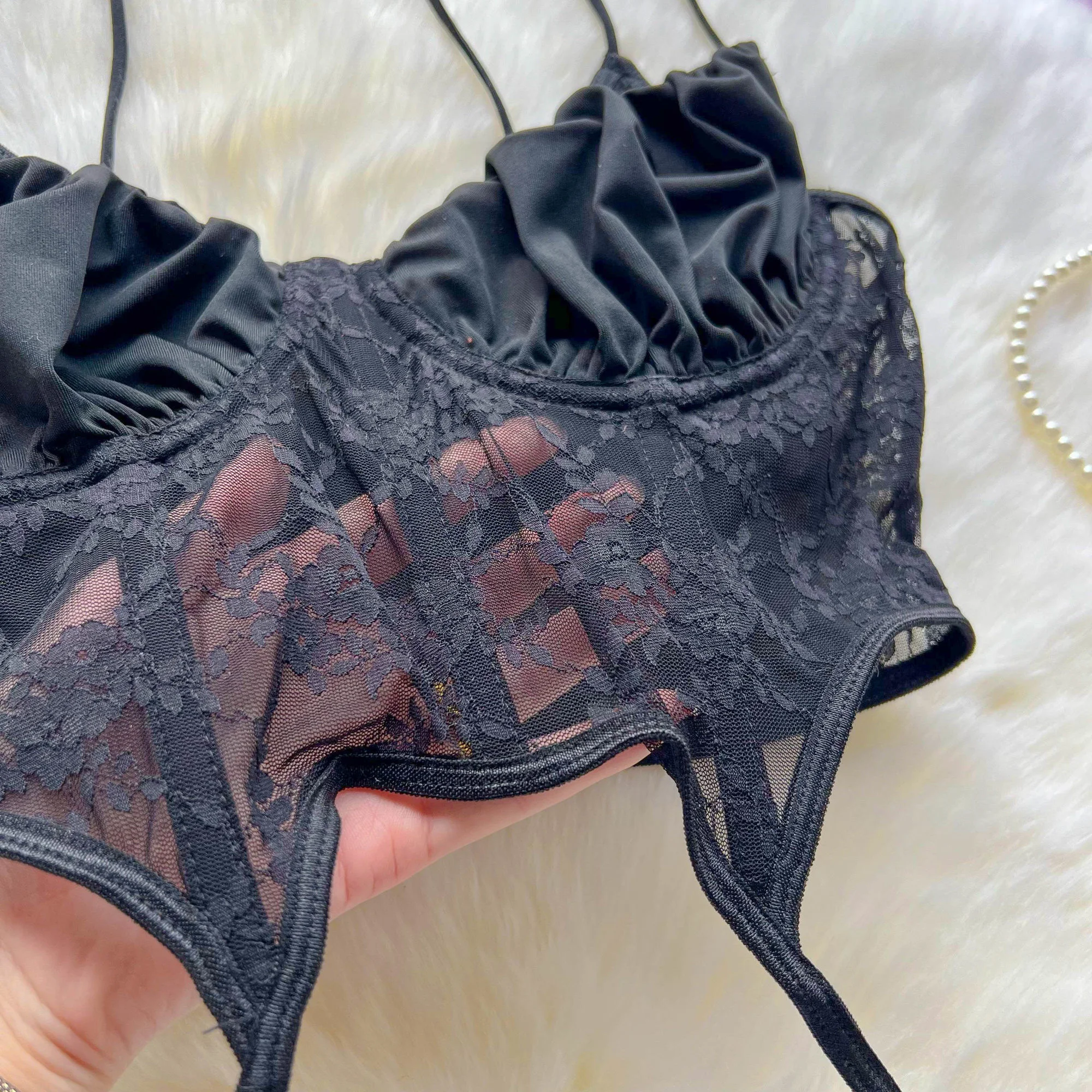 American Retro Spicy Girl Strap Tank Top Summer Black  Lace Mesh Hollow Out Embroidery Bra Top For Women 2024