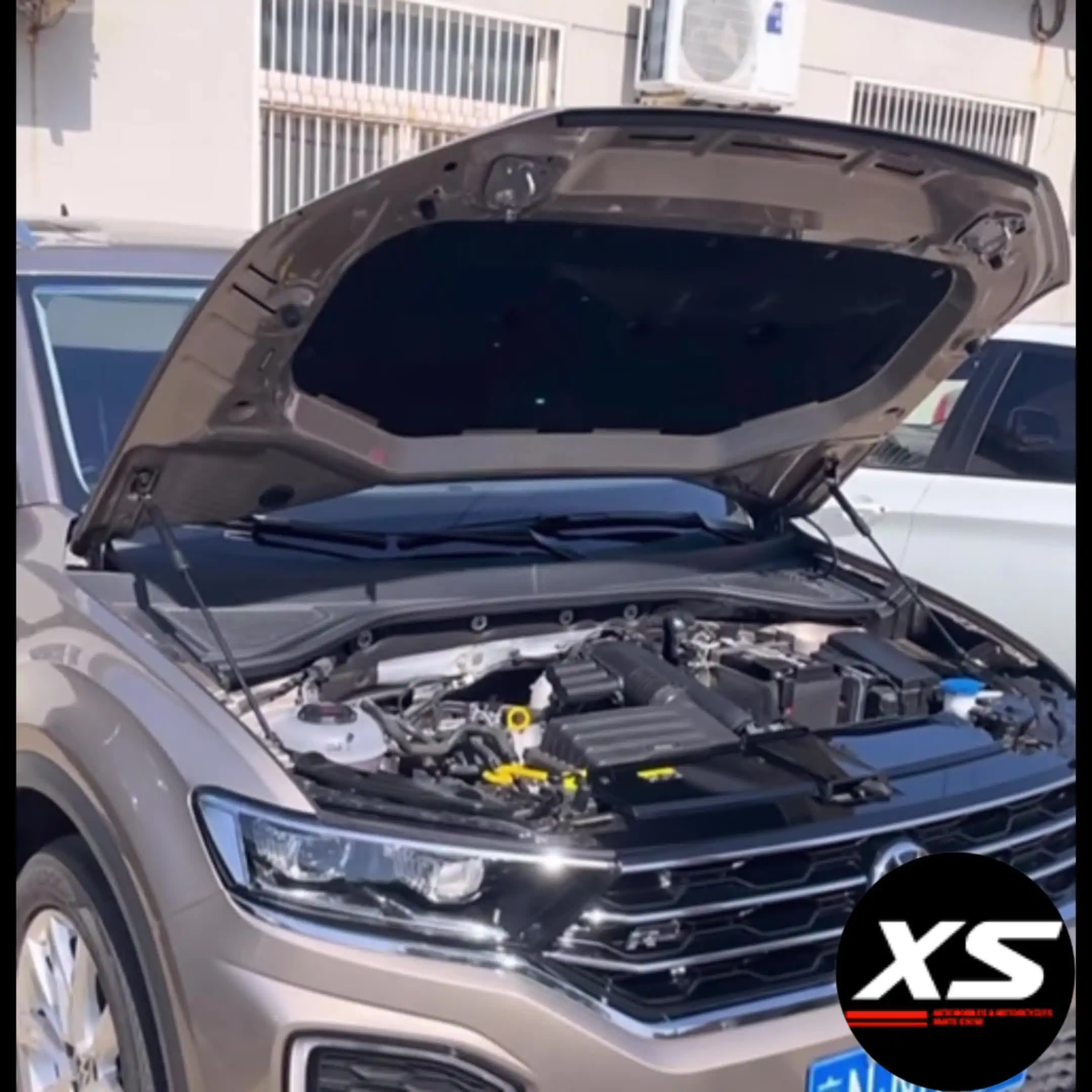 フォルクスワーゲン T-Roc 2017-2025 VW TROC フロントボンネット改造