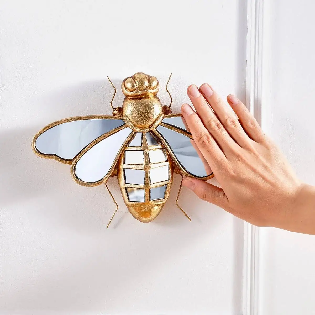 Golden Bee Mirror Creative Resin Artwork Insect Pendant Wasp Mirror Wall Decorative Background Bedroom Wall Hanging Decoration