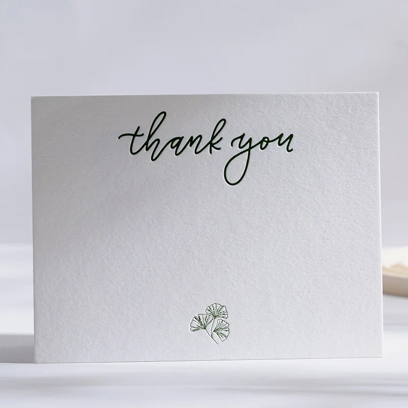 علامات وبطاقات هدايا عيد الميلاد - ملصقات عيد ميلاد سعيد مخطوطة بيضاء مع حروف سوداء فارغة من الداخل لبطاقات الهدايا الشخصية