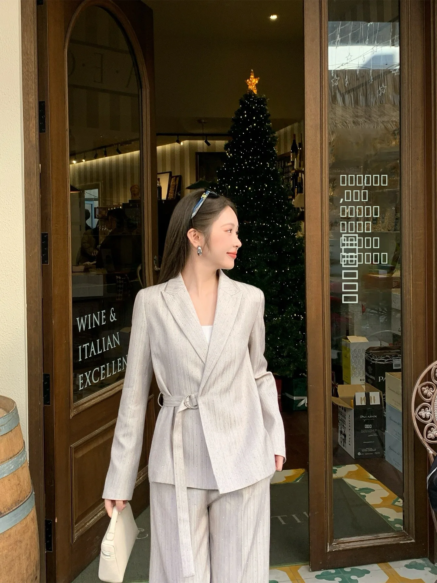 

Костюм-двойка Ele ey для женщин, весна 2026, с утягивающим эффектом на талии, модный матовый дизайн, подходит для маленьких размеров