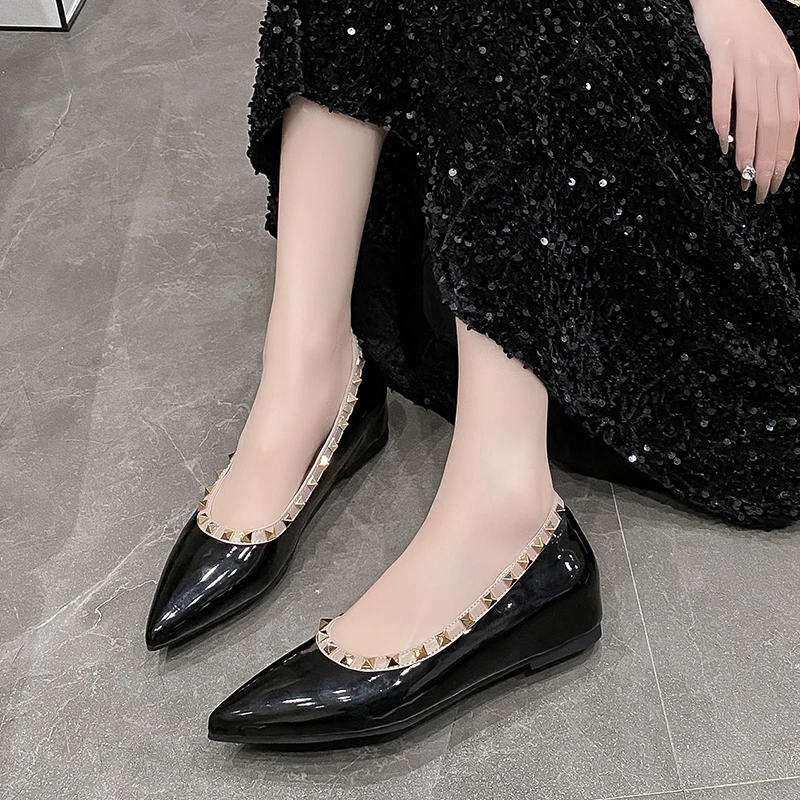 2025 امرأة الشقق أشار تو الخريف الفم الضحلة المسامير فستان موضة حذاء مسطح مريح براءات الاختراع والجلود في الهواء الطلق حذاء كاجوال #4