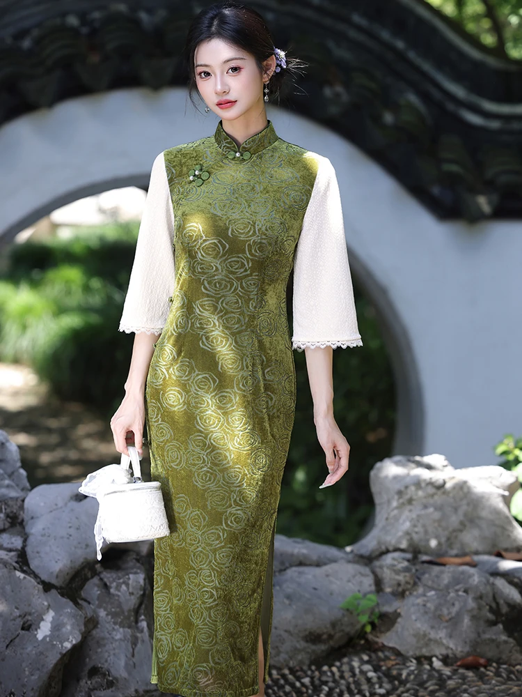 

Элегантное длинное ципао для молодых женщин, миди, приталенное, с эффектом омоложения, для повседневной носки, красивое, винтажное, новинка 2025 года, из полиэстера и спандекса