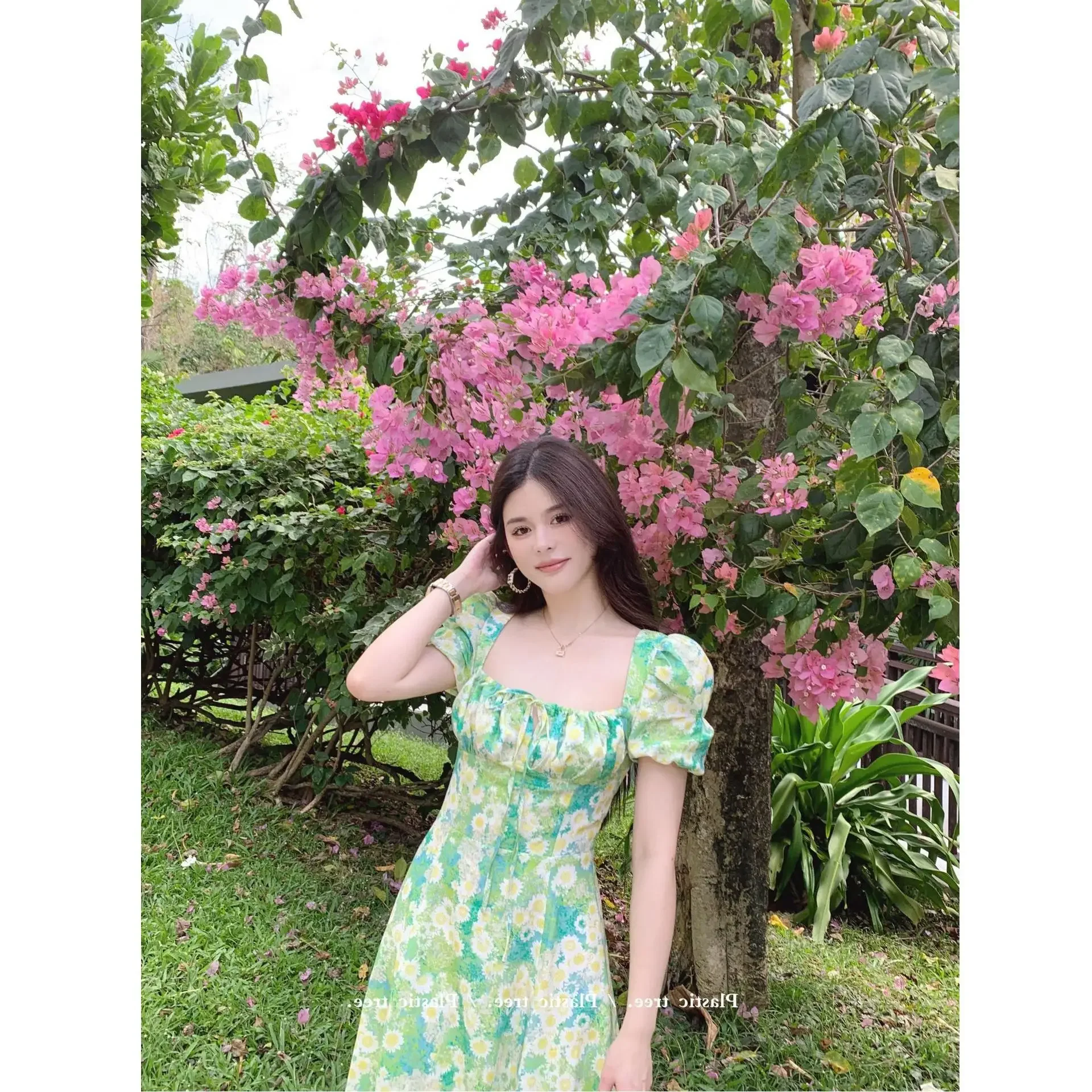 French Vintage Style Waist-fitted Side Slit Dress Women's Summer Flower Green Chiffon Dress Belly Covering