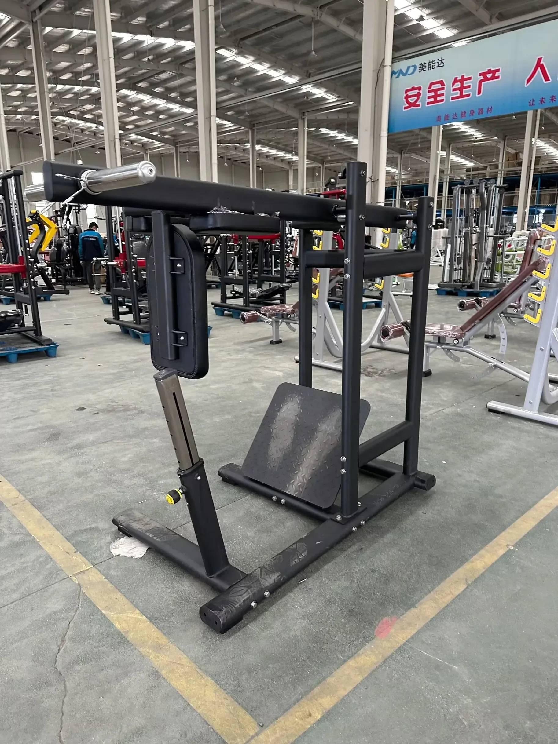 Gym commerciële Fitness Beenoefenapparatuur Slinger Squat Machine