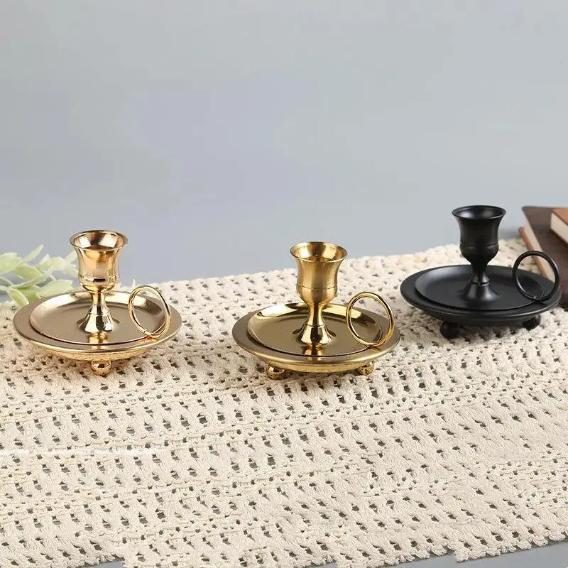 Retro Metal Candle Holder With Handle European Style Candlestick Centerpiece Dining Table Candle Cup Desktop Adornment