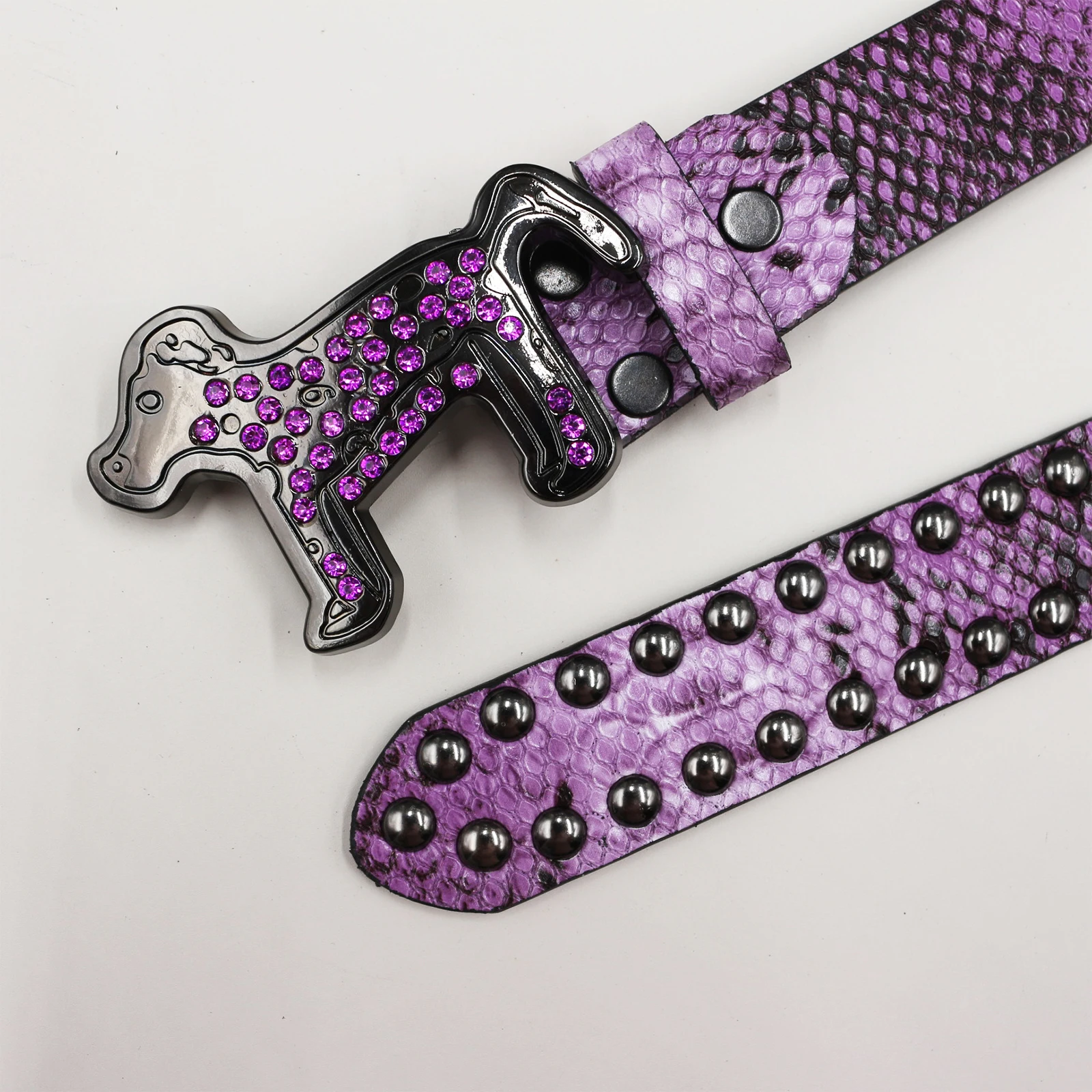 

Многоцветная схема Ремень с заклепками Ретро Пряжка в форме собаки Пояс с заклепками в стиле панк для мужчин Ковбой Мужской дизайнерский эксклюзивный ремень для джинсов