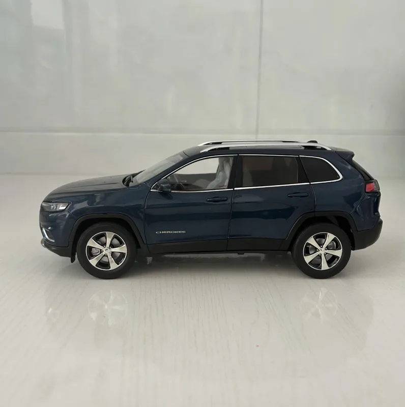 Clearance 1:18 New Arrival Special Price Die-cast Metal American Freedom Light Off-road Vehicle Display Collection Boys Toys