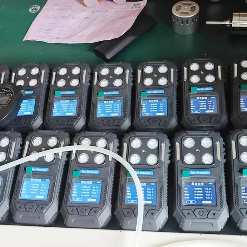Portable multi gas detector electrochemical/catalytic combustion sensor lel co h2s o2 4 in 1 multi gas detector