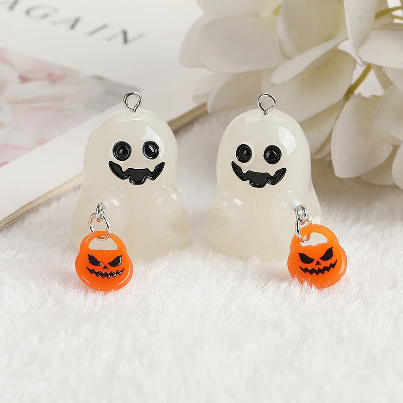 8ks halloween okouzluje pryskyřice záře v tmavý 3D duch s kukuřice bonbóny tykev klíčenka přívěsek pro DIY dekorace