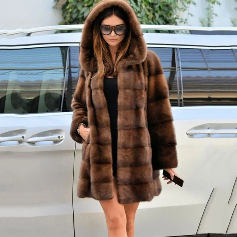 High Quality Fur Coat Hooded Hood Women Fur Coat 2025 New Winter Thick Temperament Imitating Mink Fur Leisure Women Fur Coat 625