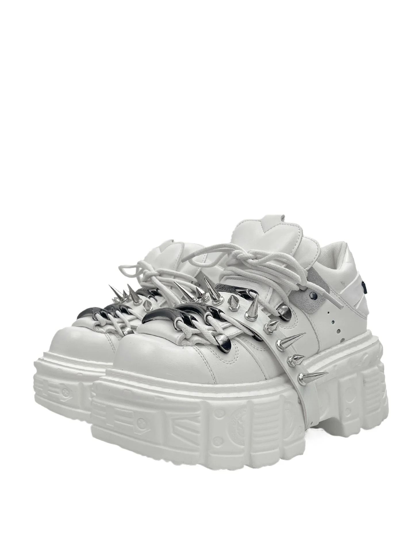 

2026 Original Heavy Metal Goth Punk Muffin Platform Rivet Female Cooling Sa Small Man Taller Y2k Babes Shoes