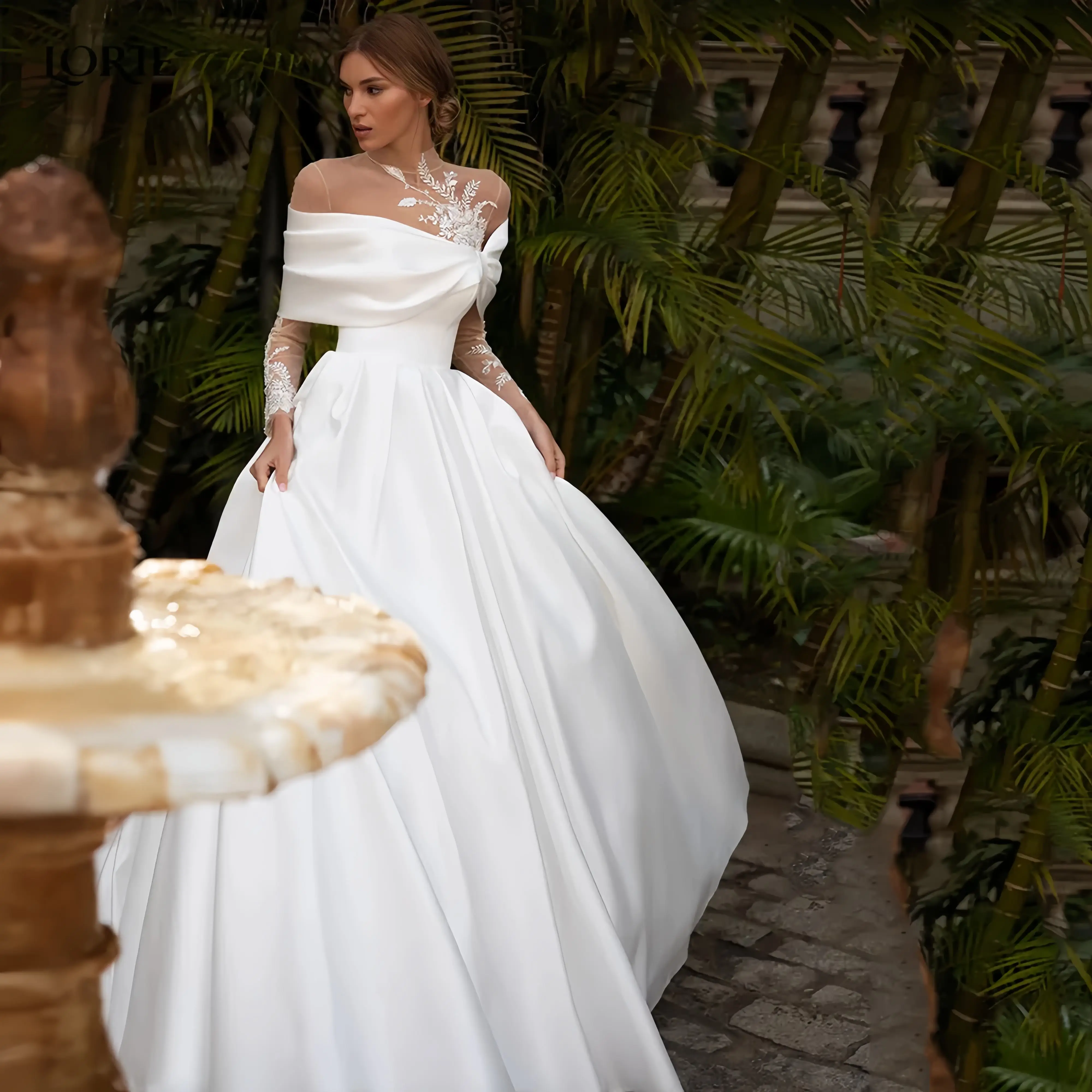 Customized Exquisite Lace Wedding Dresses High Neck Appliques A-Line Bridal Gowns Irregular Neckline Elegant Robe Mair vestido