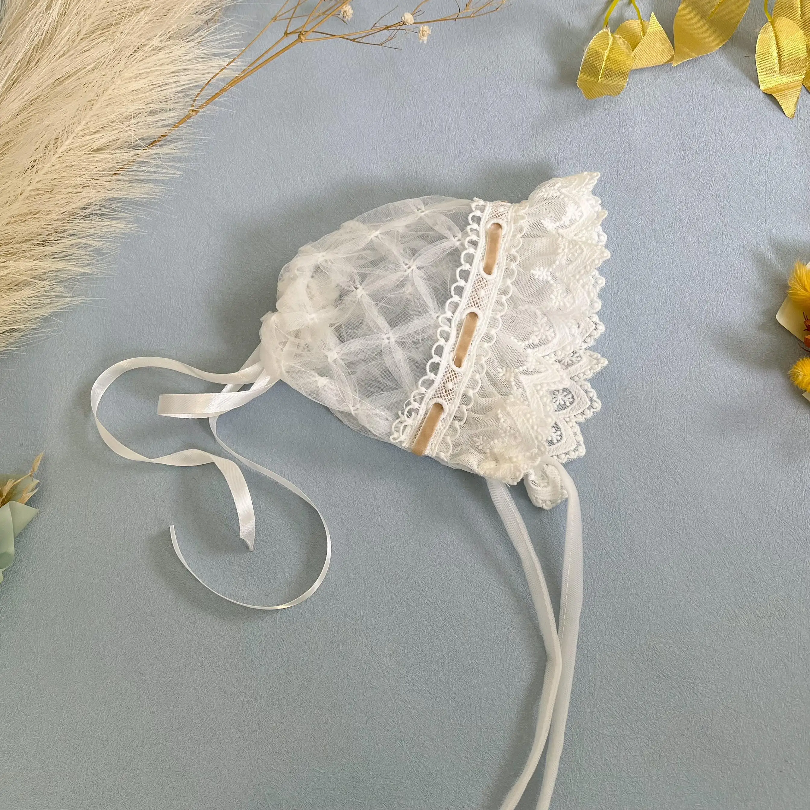 

Newborn Baby Hat Embroidery Flower Lace Pearl For Girl Mesh Fabric For Photography Soft Flower Hat With Laces