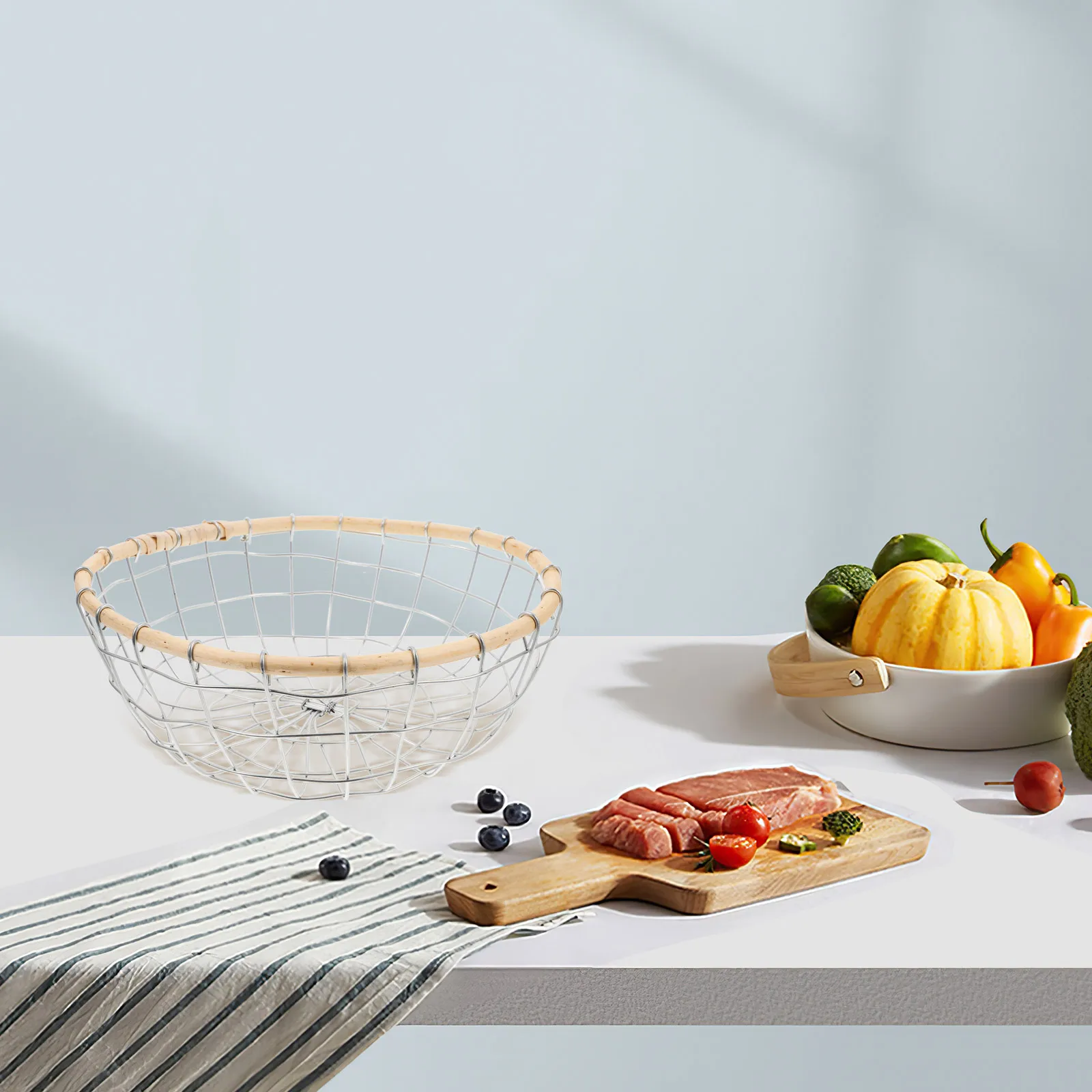 

Wrought Iron Storage Baskets Silver Candy Dish for Office Baby Kitchen Basket Large Capacity Fruit Vegetable Holder Wire