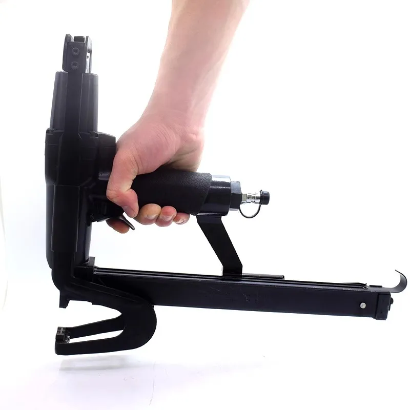 P88U Pistola per punti metallici per materasso Divano Cuscino Guarnizione in feltro Strumento per tappezzeria resistente Chiodatrice per codice 1222J
