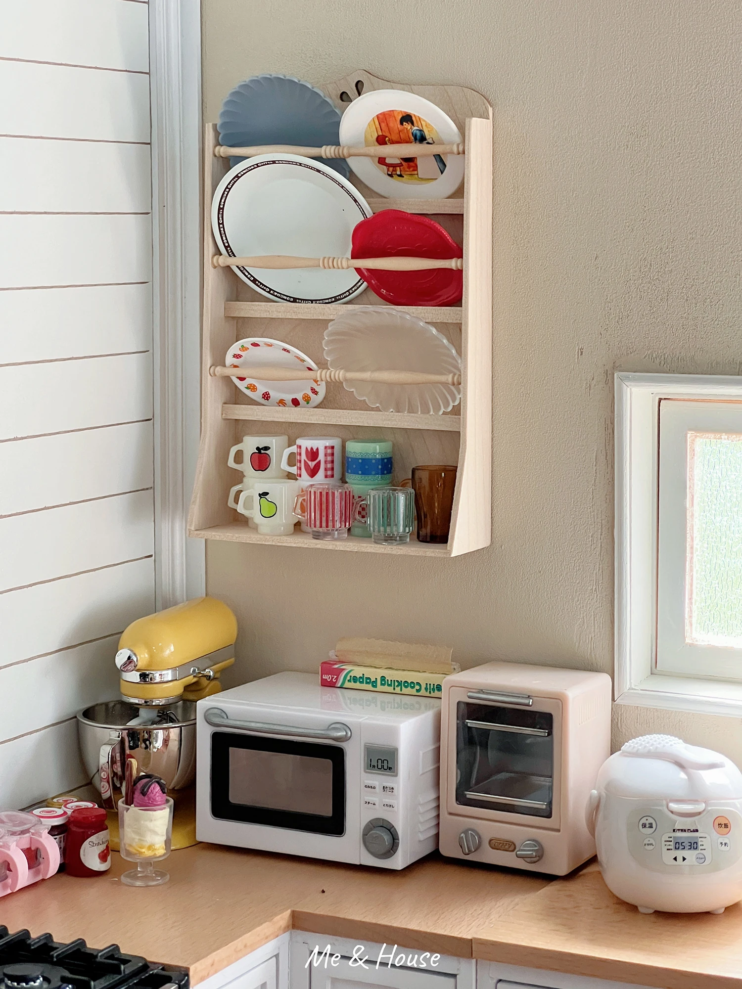 

1/6 Shelf/Bookshelf/storage rack solid wood cherry wood doll house mini model