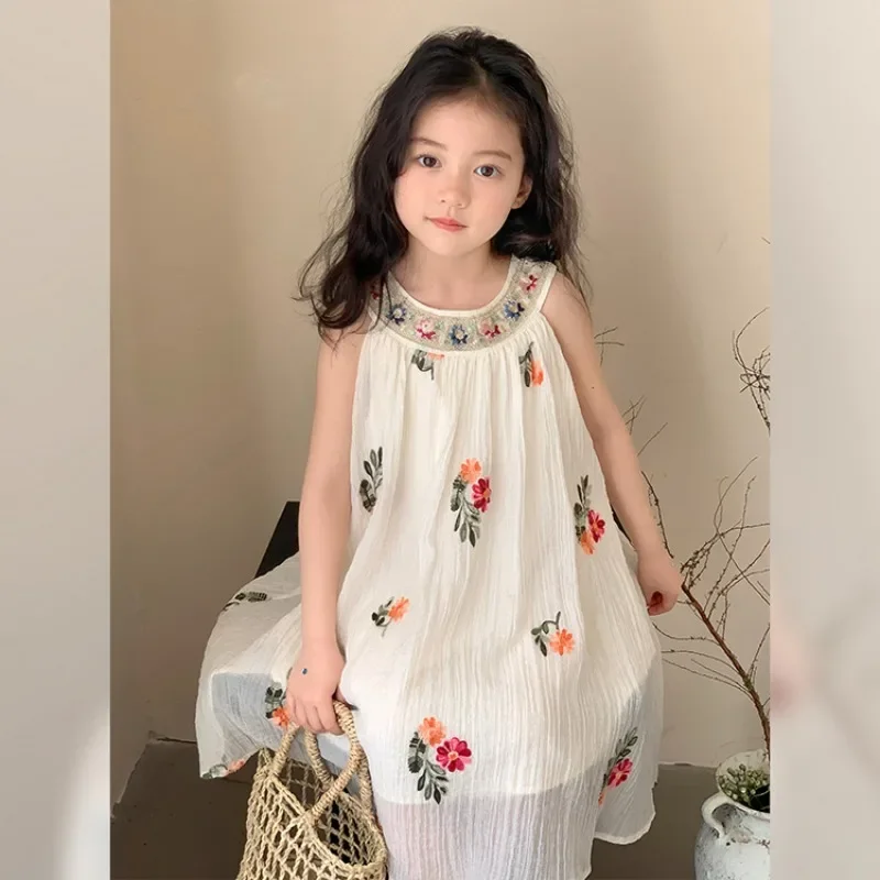 

Girls Dress Bohemian Style Summer Floral Sleeveless Halter Sundress Embroidery Princess Baby Fashion Kids Summer Clothes