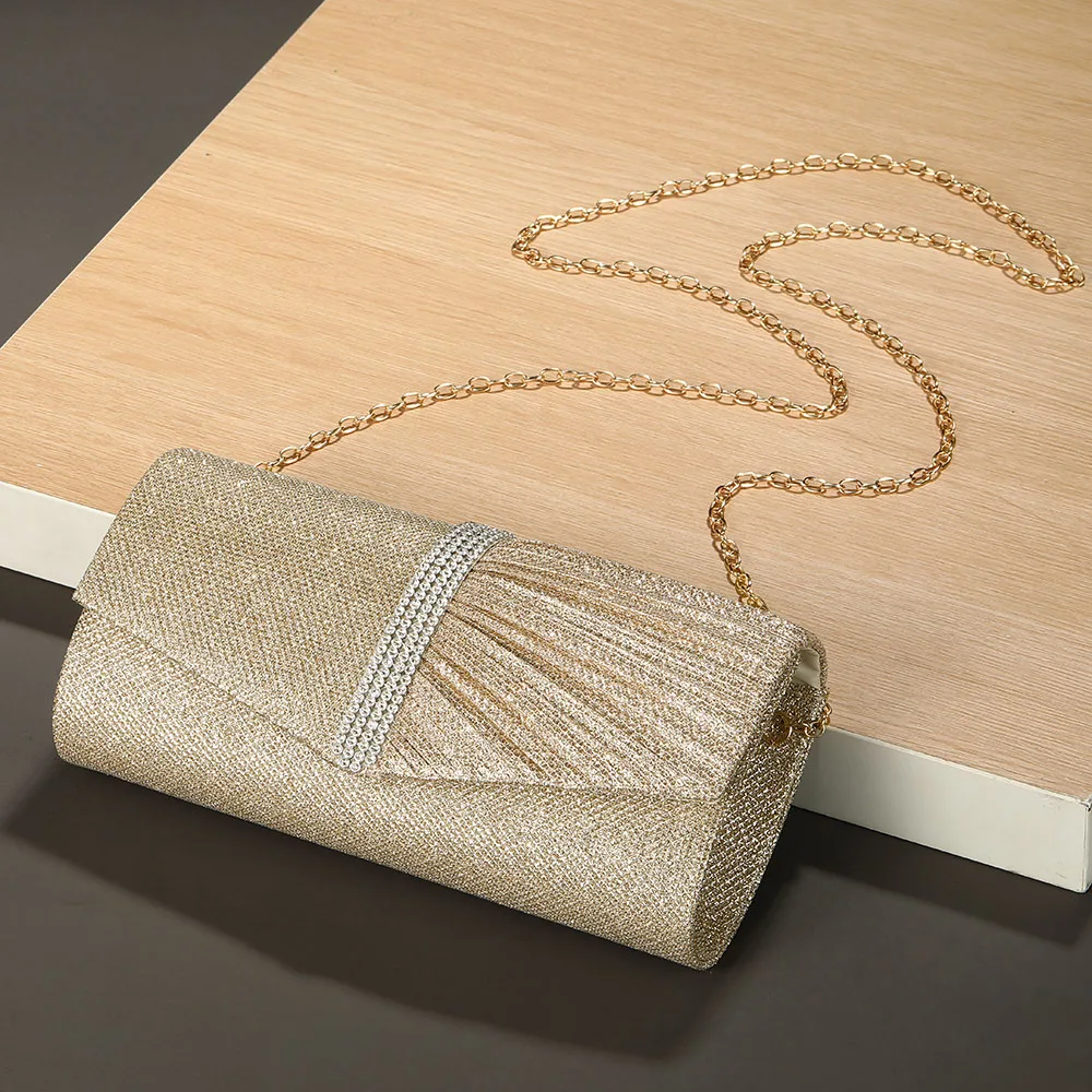Neues, goldbesticktes, plissiertes Abendtaschenset mit Diamanten, vielseitig einsetzbar für Hochzeitsbankette und Partys, als Handtaschen-Accessoire. – Detail 3