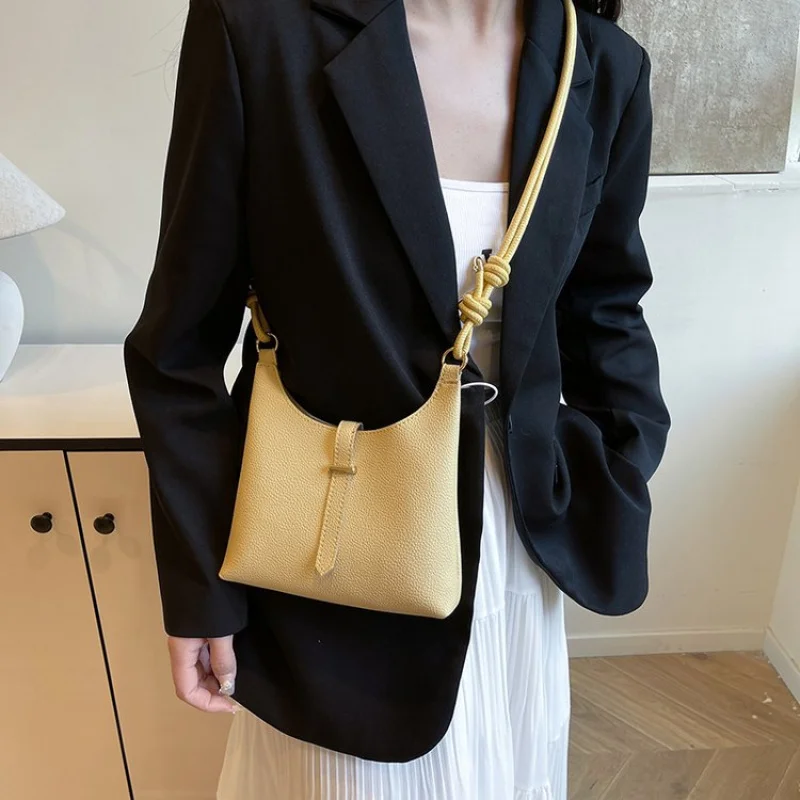 

2025 New High-end Luxury Brand Ladies Leather Tote Bag Famous Designer Paris Vintage Elegant​