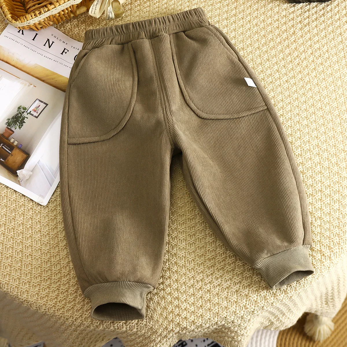 Neue Herbst-Winter-Sport-Hosen für Mädchen und Jungen, Verdickte Fleece-Wärmehosen für Babys, Weiche Freizeithosen für Kinder zum Schulanfang – Detail 12