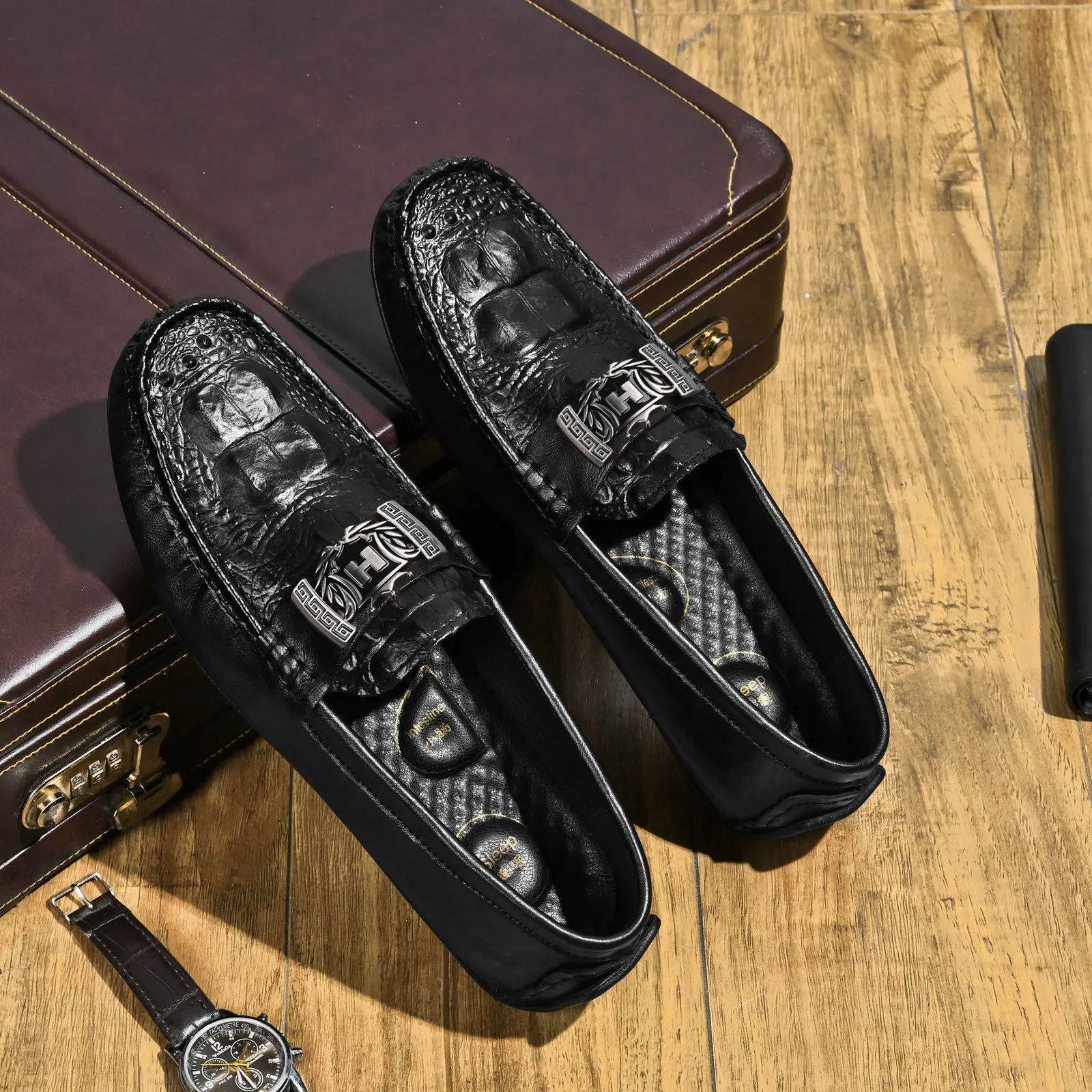 高級新本革メンズシューズ厚底ワニスタイルモカシンメンズローフ - Men'S Fashion Loafers Shoes のレビューと価格