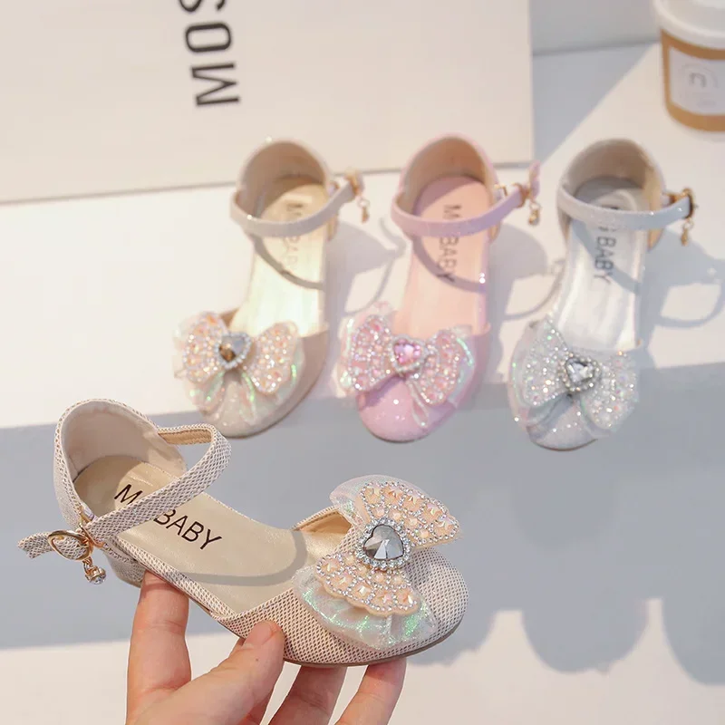 Baby Girls Princess Shoes Love Crystal Cute Kids Sandals Casual Comfortable Bow Catwalk Fashion Spring/Summer Student Elegant