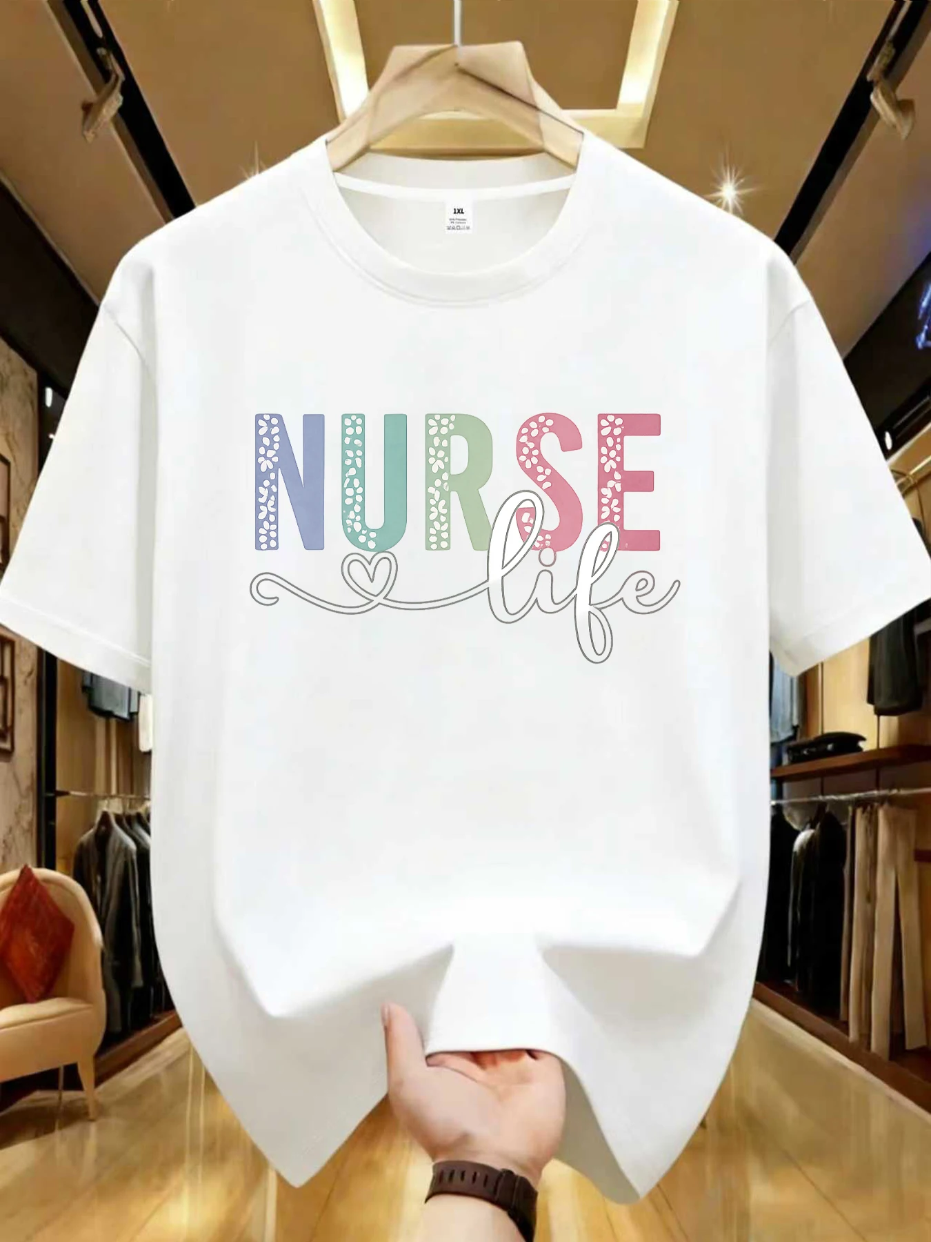 

【WDS01287】Женская футболка больших размеров с красочным буквенным принтом, летняя повседневная футболка с круглым вырезом и короткими рукавами, универсальная, в уличном стиле