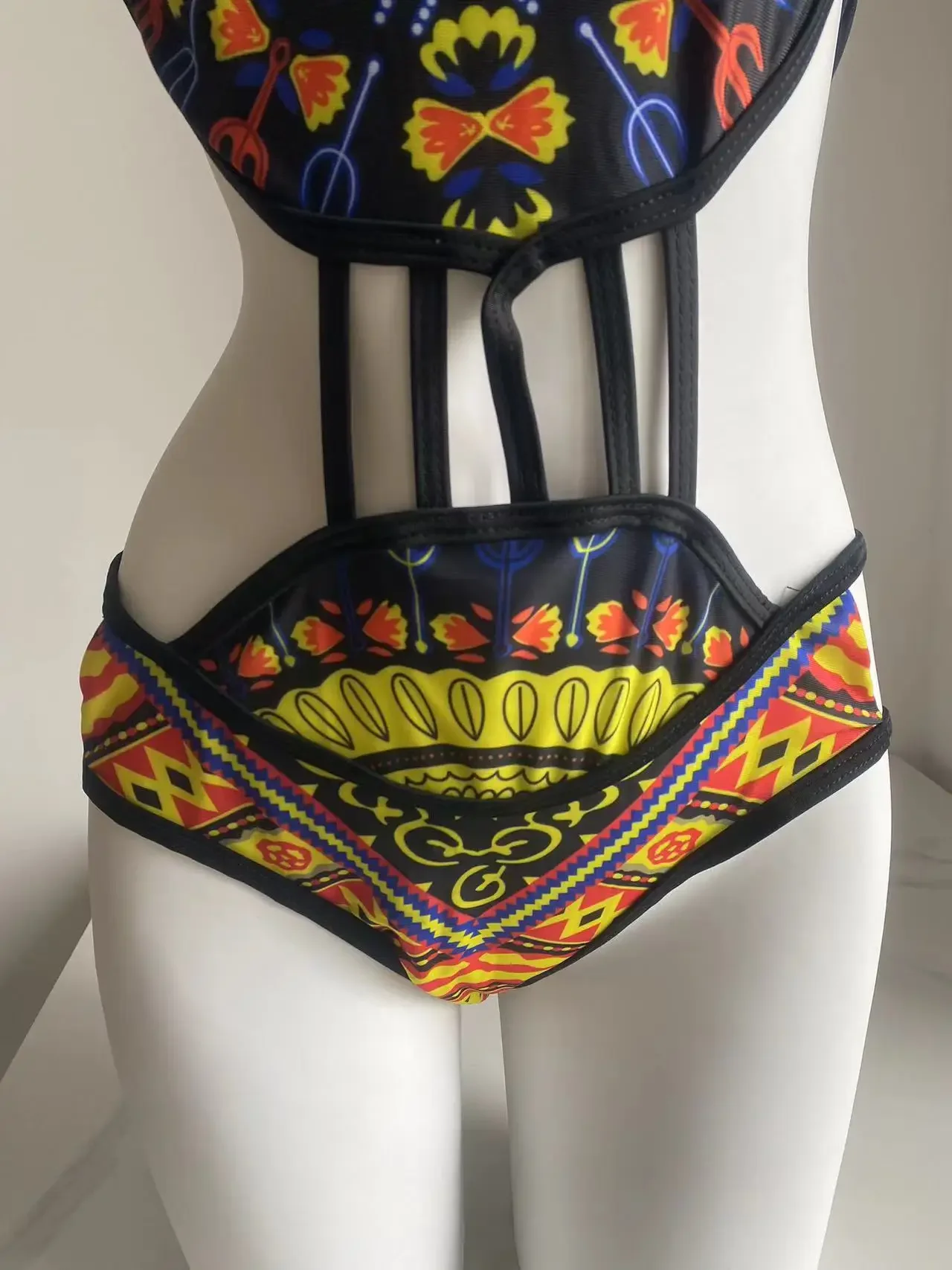 Women\'s Printed One-piece Swimsuit Summer Hollowed Out Beachwear Swimwear National Style Print Bikini Swimming Suits
