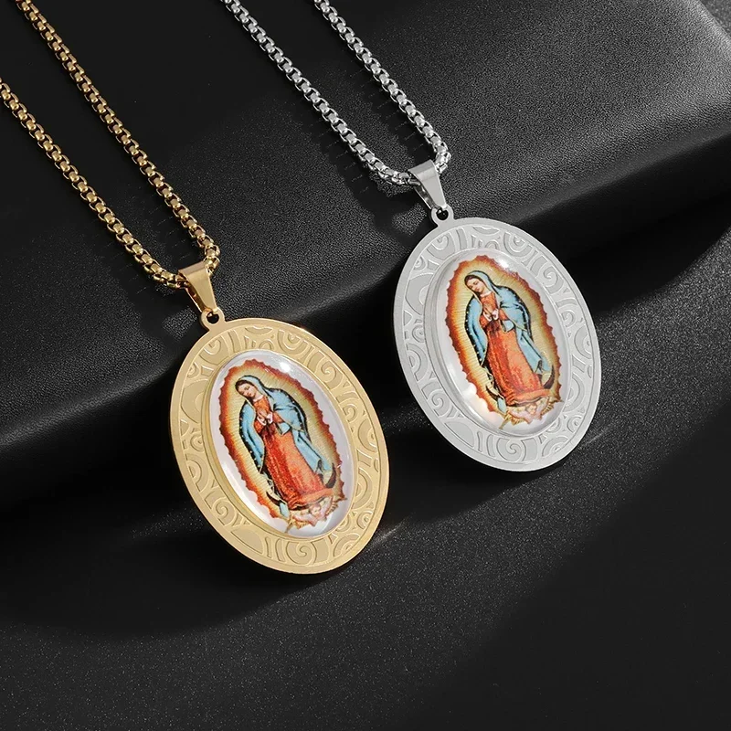 Simple Retro Virgin Mary Hands Together Necklace Relief Portrait Stainless Steel Pendant Jewelry