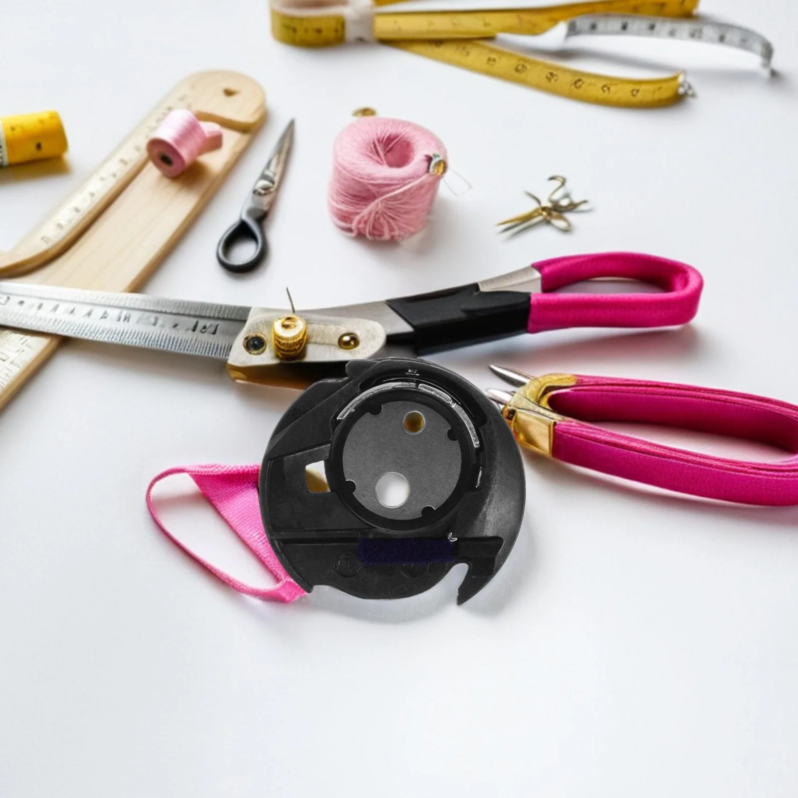 علبة بكرة معدنية بديلة متوافقة مع ملحق ماكينة الخياطة Xc3152221 لضبط الخياطة الموثوقة وفعالة #2