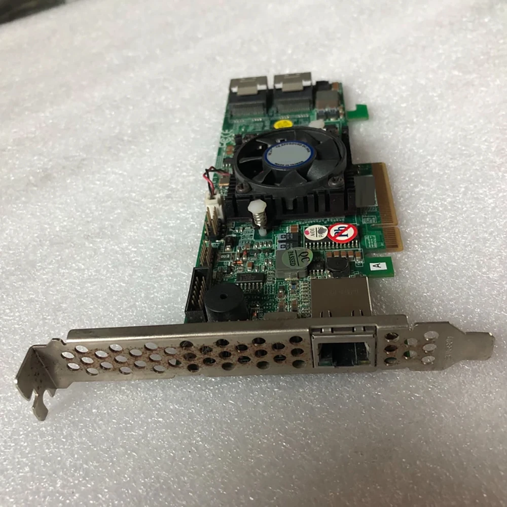 

ARC1680i VER-1.2 Карта управления дисками сервера 71-168001-i012