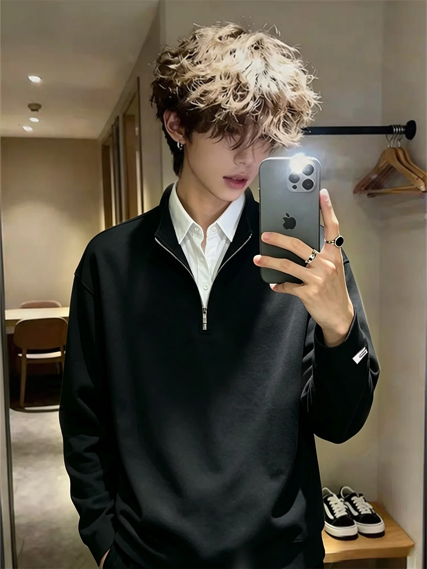 White Half Zip Long Sleeve  Shirt Men's Autumn American College Style Sweatshirt Soft Comfortable Polyester Cotton Blend