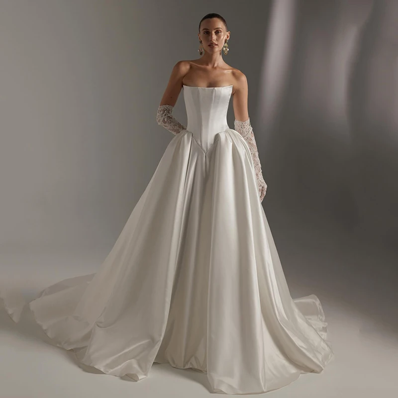 

Eightree Princess A-Line Wedding Dresses Strapless Backless Sleeveless Wedding Ball Gowns Elegant Bridal Prom Dress Customized