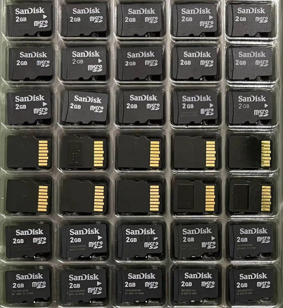 بطاقة SanDisk الأصلية 2GB TF بطاقة تخزين بطاقة الذاكرة الصغيرة لكاميرا الأطفال متوافقة مع بطاقة TF إلى محول بطاقة SD